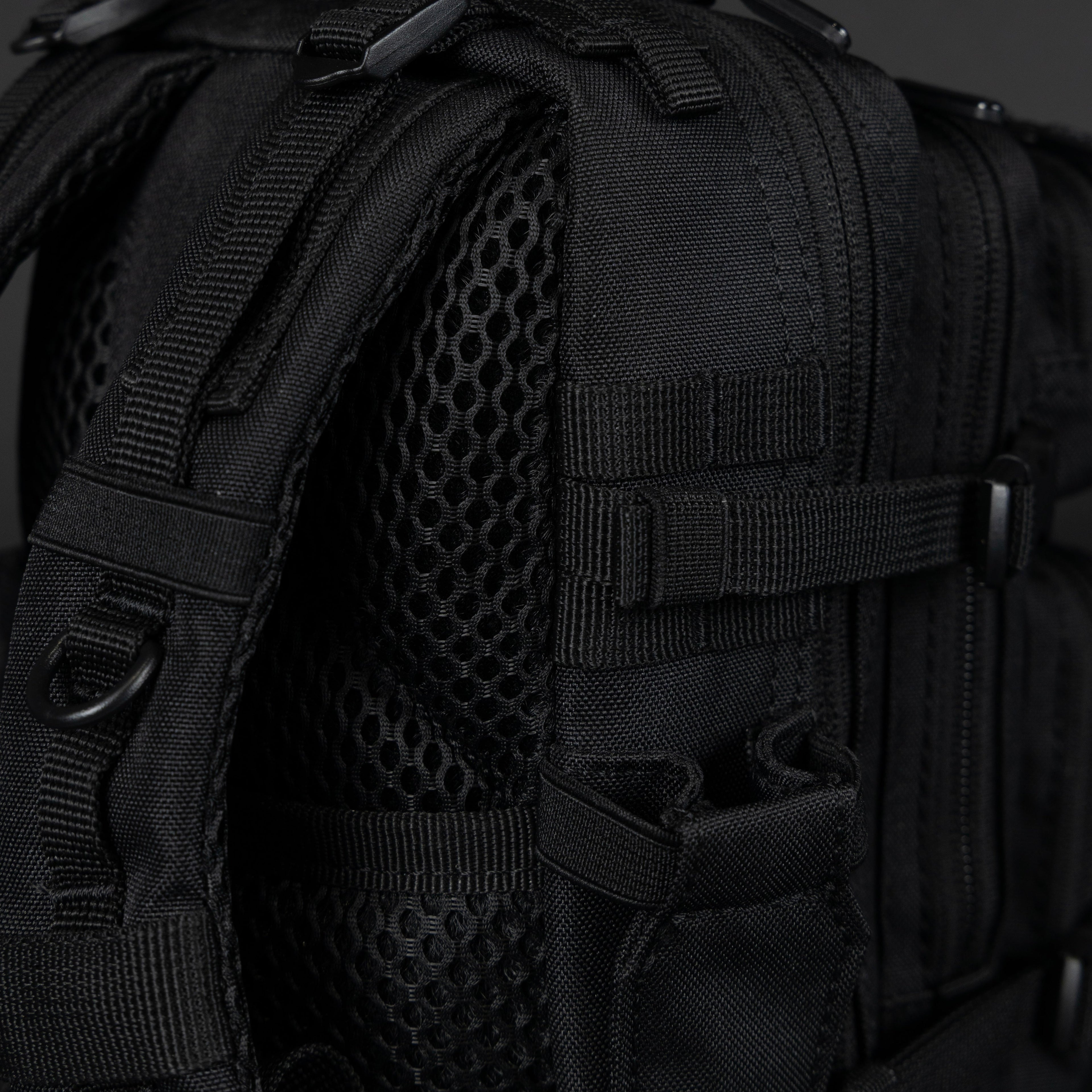 3L Collector's Pak Alpha Black (SOLD OUT) Not Restocking
